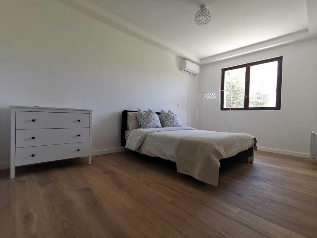 Bas De Villa Au Calme Villeneuve-Loubet Luaran gambar